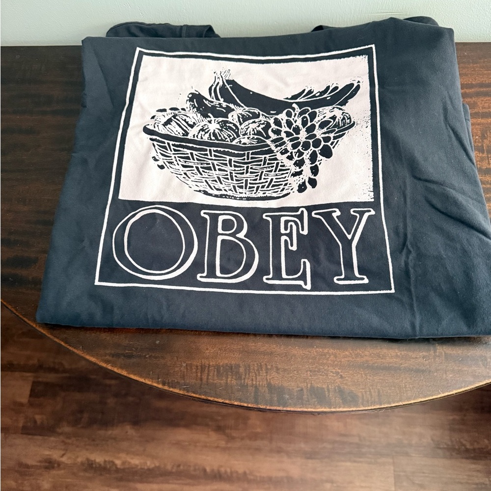 Obey Black T-Shirt with Iconic Logo